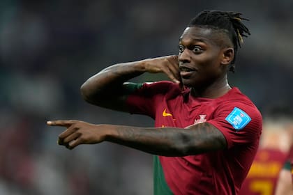 ARCHIVO - El atacante portugués Rafael Leao señalado como el sucesor de Cristian Ronaldo. (AP Foto/Alessandra Tarantino)