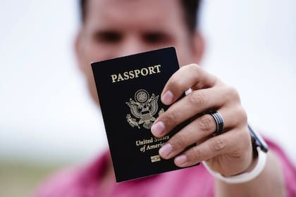 (Archivo) El Departamento de Estado tendría la autoridad para tomar decisiones de revocación de pasaportes