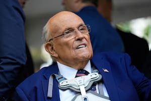 Rudy Giuliani fue hospitalizado y su estado es crítico