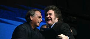 Tras el enojo de Lula y la tensión por la embajada en Caracas, Milei les hizo un nuevo gesto a los Bolsonaro