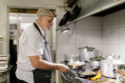 Arcuri tiene 25 años al frente de la cocina.