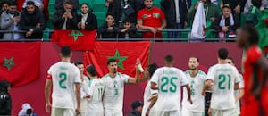 El primer rival de Argentina en el Mundial debutó con lujos, una goleada y el hijo de una leyenda en el arco