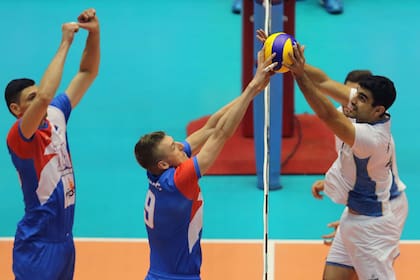 Argentina cayó ante Serbia en sets corridos