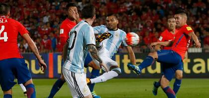 Argentina Chile Mercado autor del segundo gol Argentino