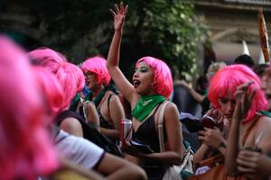 Cuáles son los reclamos que este año dominan las marchas del Día de la Mujer