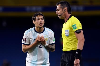 Lucas Martínez Quarta, con la camiseta de la selección argentina