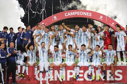 Argentina se coronó campeón del sub 17 tras la derrota ante Ecuador