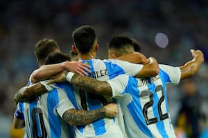 La Argentina venció por penales a Ecuador y con las manos del Dibu sigue adelante en la Copa América