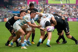 Viernes negro en Hong Kong para los Pumas 7s, que sufrieron dos derrotas y la baja de su as de espadas