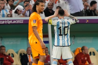 Argentina vs Países Bajos por los cuartos de final de la copa de mundo Qatar 2022 en el estadio Lusail de Doha
Lionel Messi convierte su celebra su gol
