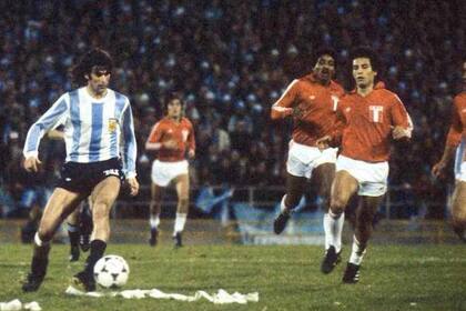 Argentina vs. Perú, en Rosario; el partido de la goleada que llevó a la final a la selección nacional