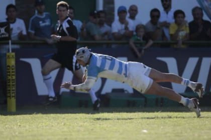 Argentina XV se lució ante Canadá