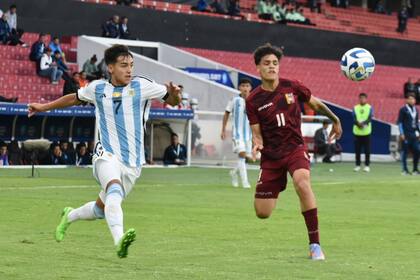 Argentina y Venezuela se enfrentaron dos veces en el Sudamericano Sub 17 y ganó la albiceleste 