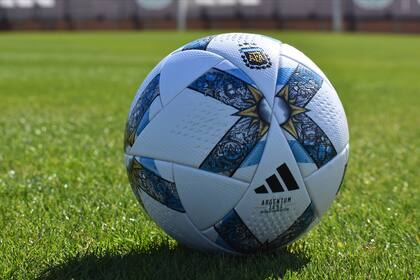 Argentum, la nueva pelota oficial de la Copa de la Liga