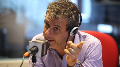 Ari Paluch regresa a la radio