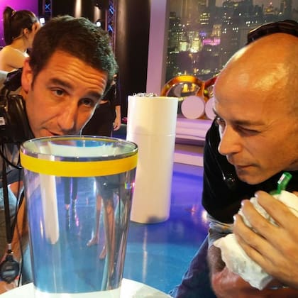 Ariel Chucho Rodríguez en Como anillo el dedo (Foto: Instagram/@chucho.tv.ok)