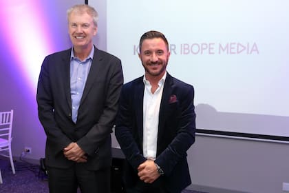 Andy Brown, CEO de Kantar Media, junto a Ariel Hajmi, director de Kantar Ibope Media en la Argentina y Uruguay
