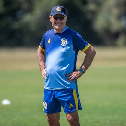 Ariel Holan, que fue el último DT campeón con Independiente, vuelve al Libertadores de América como entrenador de Rosario Central