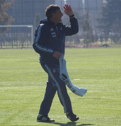 Ariel Paolorrosi viene de Lanús