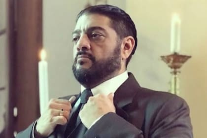 Ariel Pérez de María como Alí