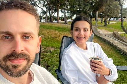 Ariel y Belén, y su mueva vida en Australia