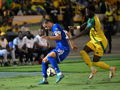 Armando Obispo quería actuar por Países Bajos, pero el crecimiento de Curazao lo convenció de representar a la isla en la que pasa sus vacaciones.