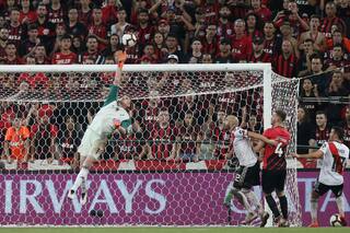 Recopa: las atajadas de Armani en River que evitaron una goleada en Brasil