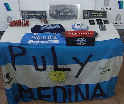 Armas, cartuchos, teléfonos y otros materiales secuestrados en el marco de la causa