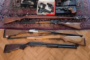 Armas largas y cortas incautadas a la esposa de un militar retirado en Palermo