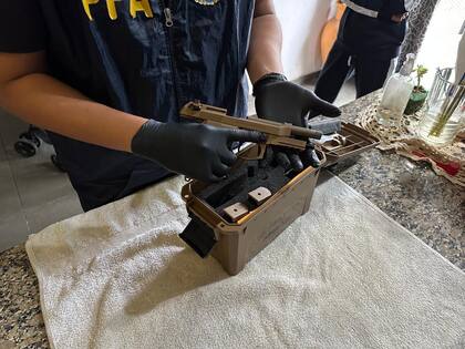 Armas secuestradas por la Policía Federal en un megaoperativo en Rosario