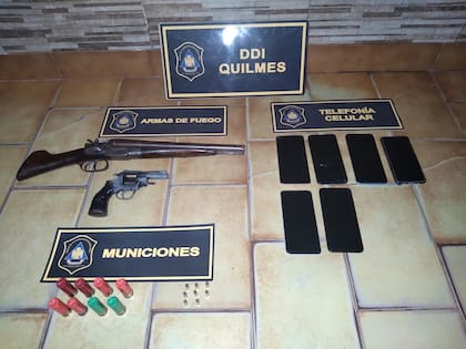 Armas y celulares secuestrados a los sospechosos de matar a golpes a la jubilada Marina Llaneza, en Quilmes