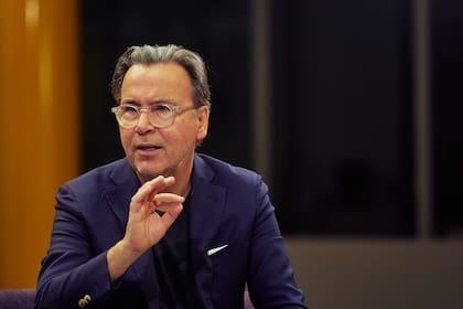 Arnaud Belloni ve en Franco Colapinto "un carisma especial" y lo posiciona como un "representante de lo nuevo"