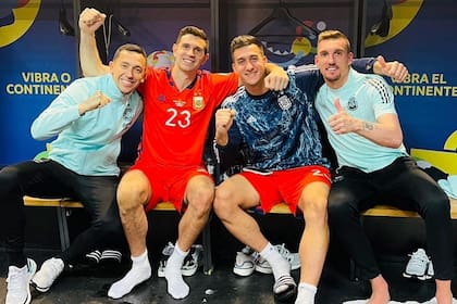 Arqueros, ese puesto tan especial: Marchesín, Martínez, Musso y Armani; ¿los cuatro tendrán lugar en Qatar?, la FIFA todavía no resolvió si ampliará el cupo tradicional de 23 apellidos