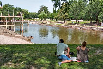 El balneario municipal es uno de los puntos de encuentro de Arrecifes