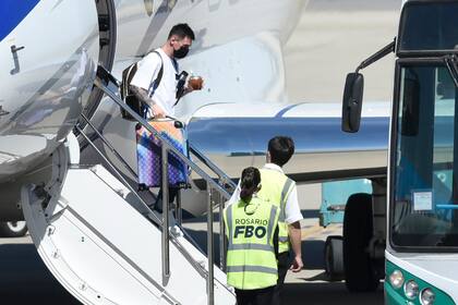 Arribo al Pais de los jugadores del Paris Saint Germain, Messi, Paredes, Di Maria e Icardi.