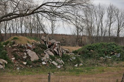 Arrojan más de 100.000 kilos de basura por día a 2000 metros del mar
