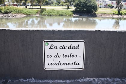 Arroyo Sarandí sin color rojo