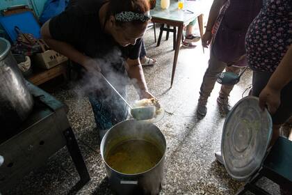Arroz, arveja partida y pollo
