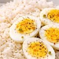 Por qué el arroz con huevo puede igualar el aporte proteico de la carne roja