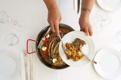 Arroz meloso con costillitas de cordero