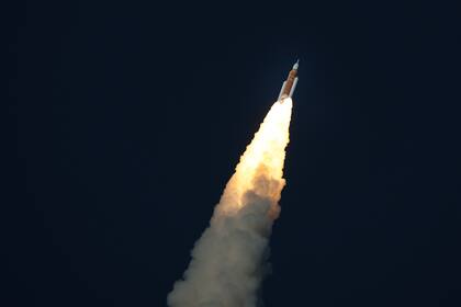 Artemis II y el vacío negro del espacio exterior