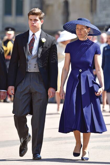 Arthur asistió a la boda de Harry y Meghan con jaquette y una rosa blanca en la solapa