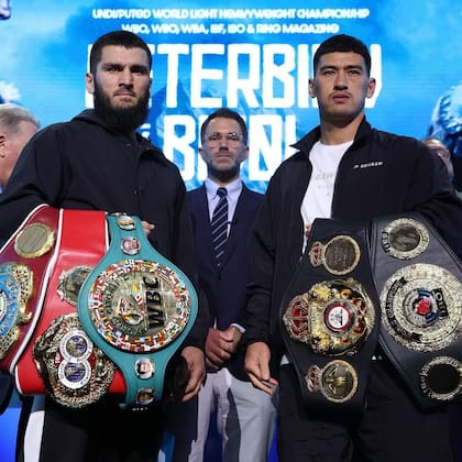 Artur Beterbiev y Dmitry Bivol protagonizarán la gran pelea del año, este sábado en Arabia Saudita