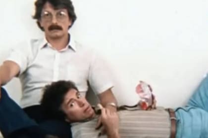 Arturo Bonín y Mario Pasik en Otra historia de amor