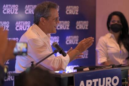 Arturo Cruz busca enfrentar a Ortega en las elecciones de noviembre