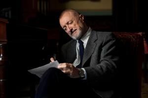 Pérez Reverte regresa con un nuevo libro de aventuras