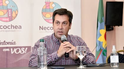 Arturo Rojas, intendente de Necochea