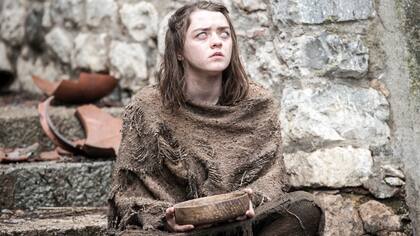 Arya Stark (Maisie Williams), deberá aprender a pelear de nuevo