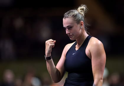 Aryna Sabalenka jugó de igual a igual con Nick Kyrgios en la "Batalla de los sexos"