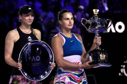 Aryna Sabalenka le ganó la final del Abierto de Australia a Elena Rybakina de Kazajistán